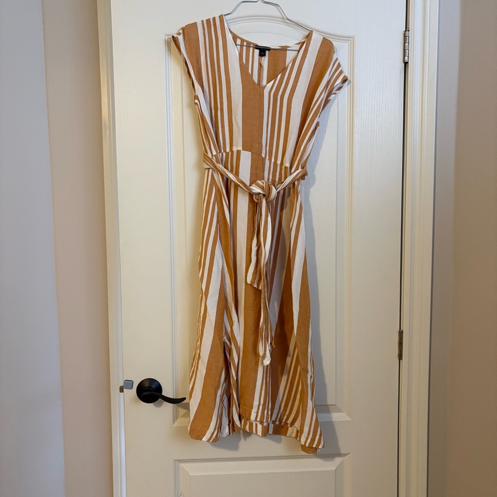Ann Taylor linen small yellow White Striped Midi Dress